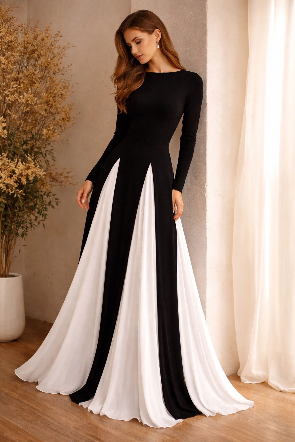 Black & White Contrast Longsleeve Maxi Dress