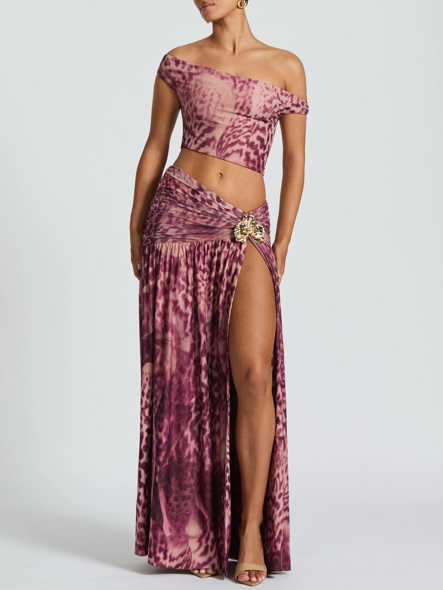 Printed Two-Piece Resort Set – Off-Shoulder Crop Top & High Slit Maxi Skirt
