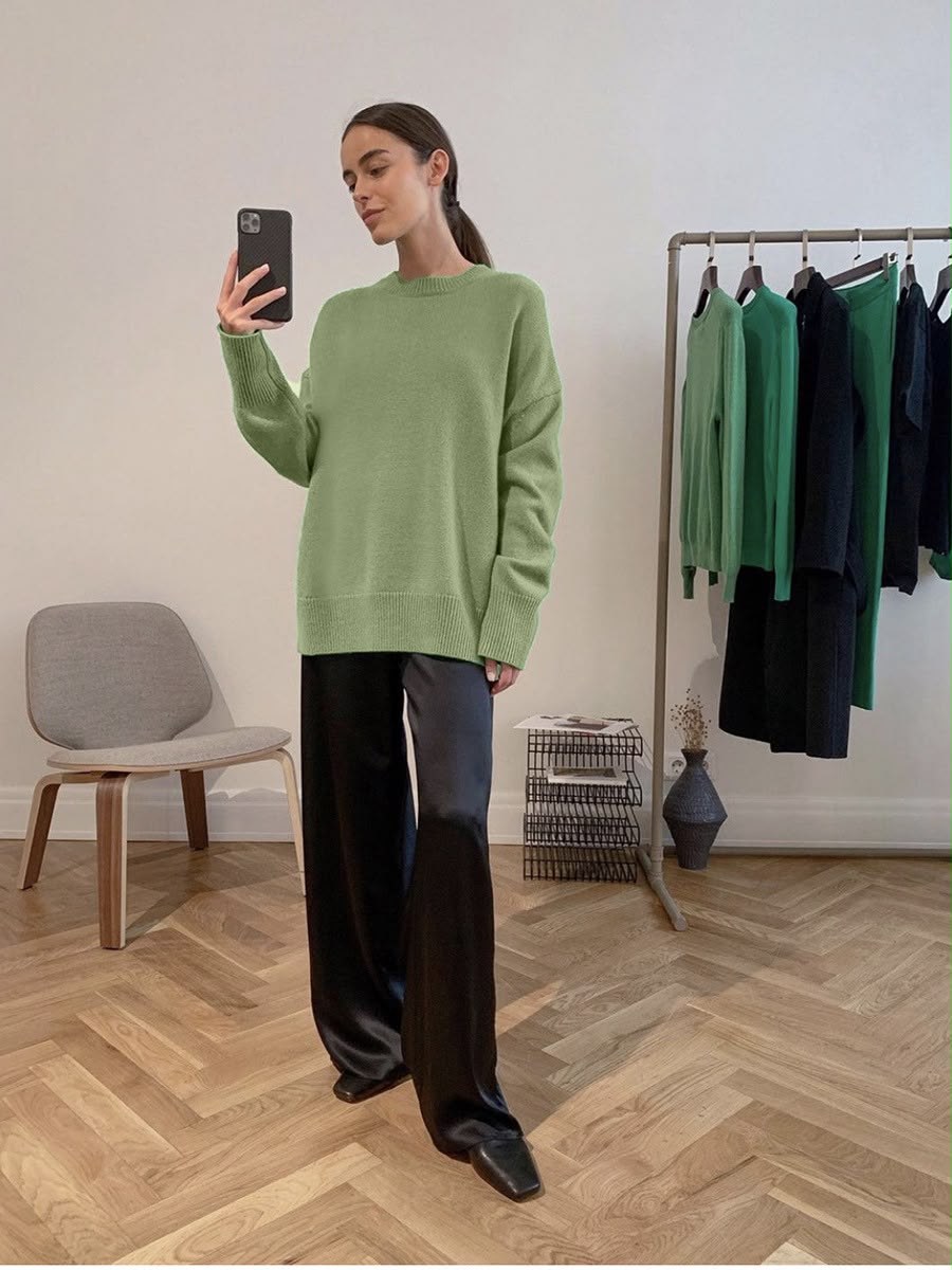 Women's Basic Round-Neck Sweater