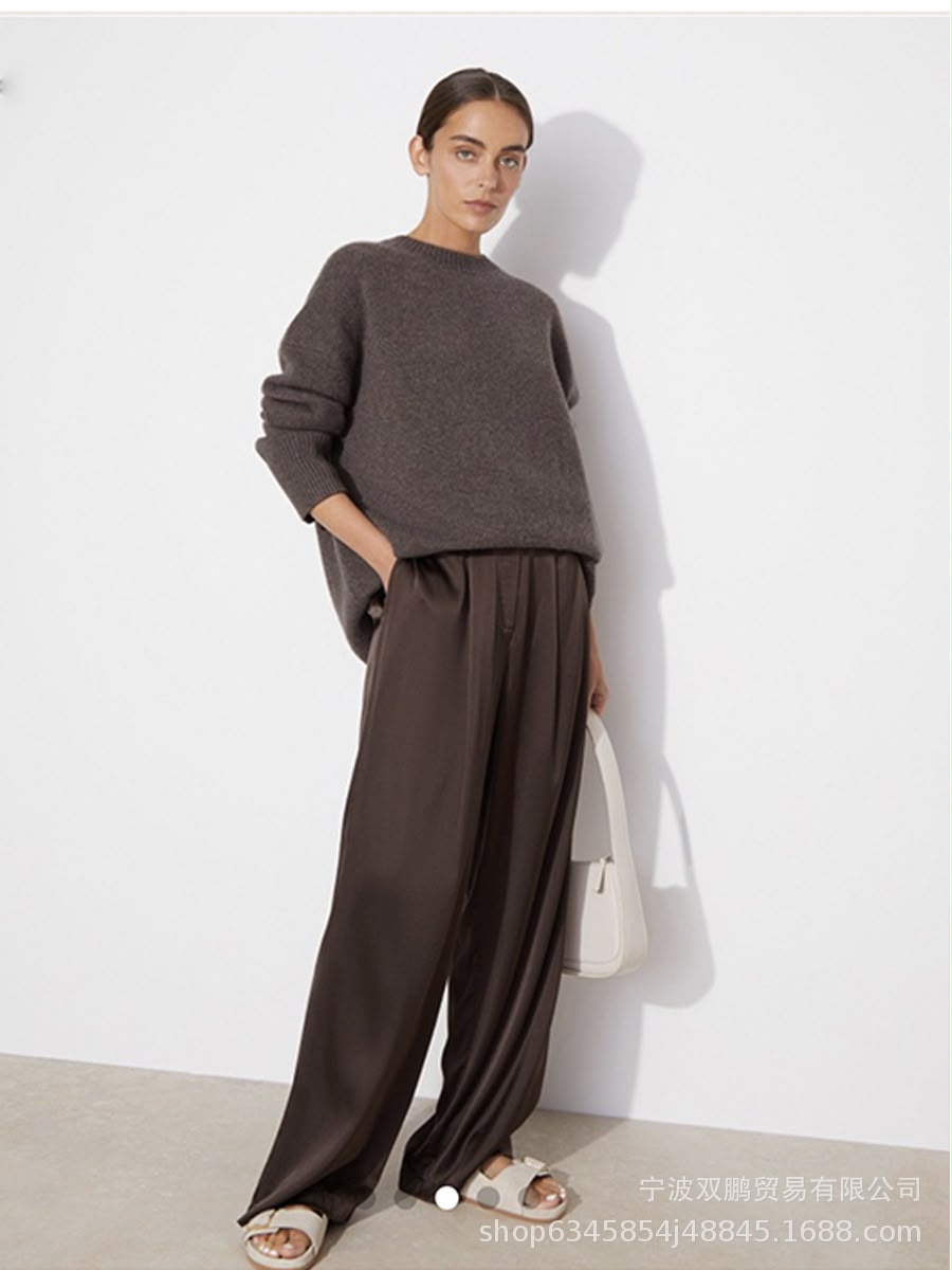 Women's Basic Round-Neck Sweater